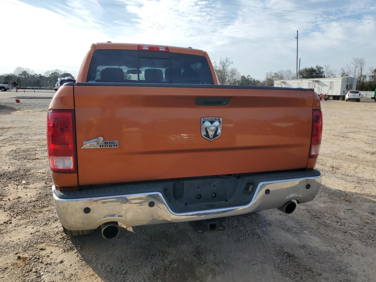 2010 Dodge RAM - Image 6