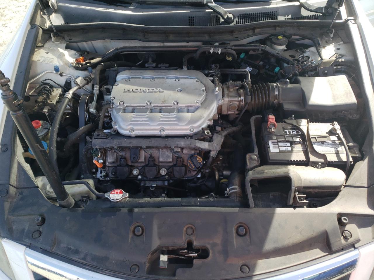 2012 Honda Accord - Image 11