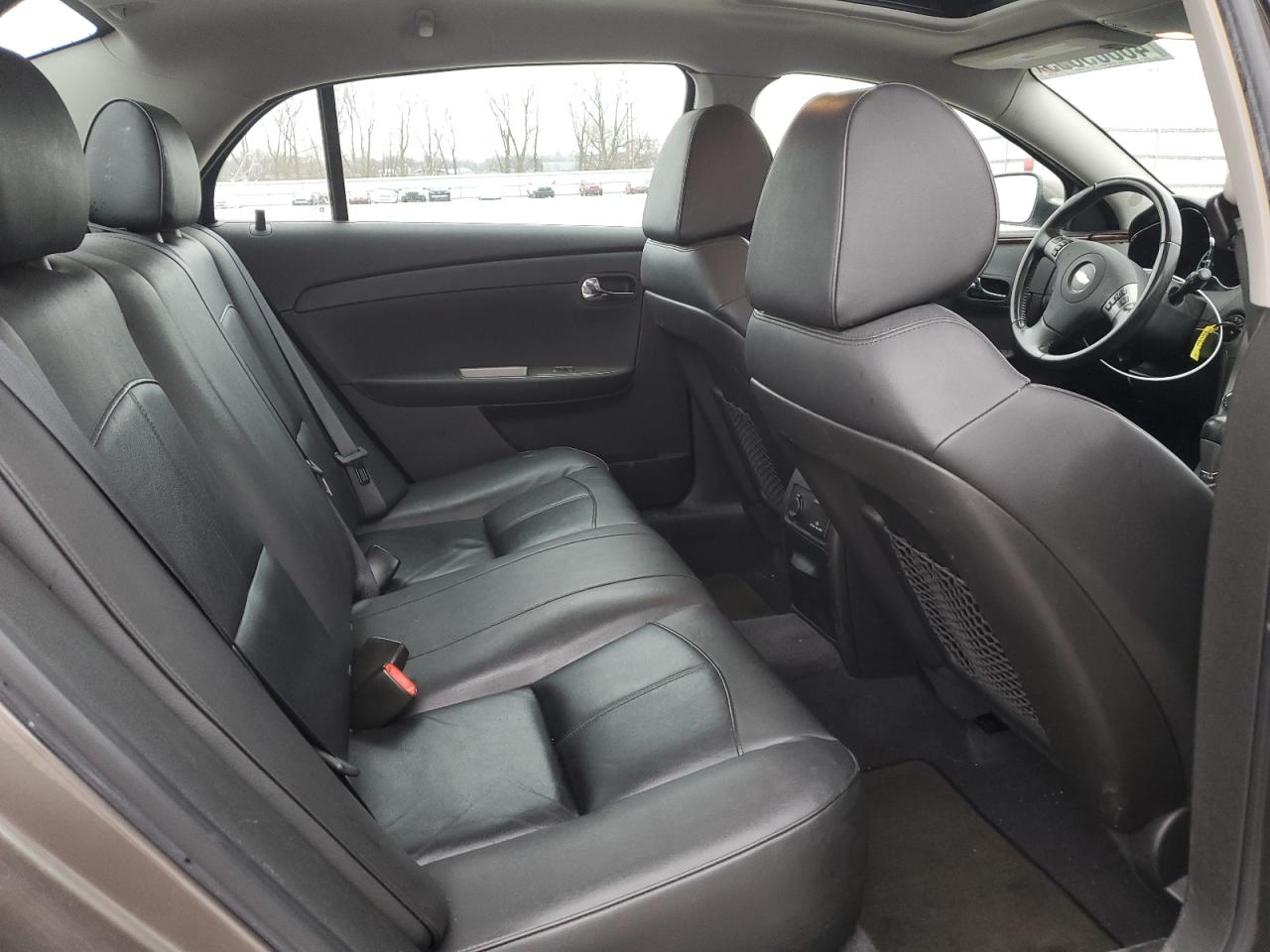 2011 Chevrolet Malibu - Image 10