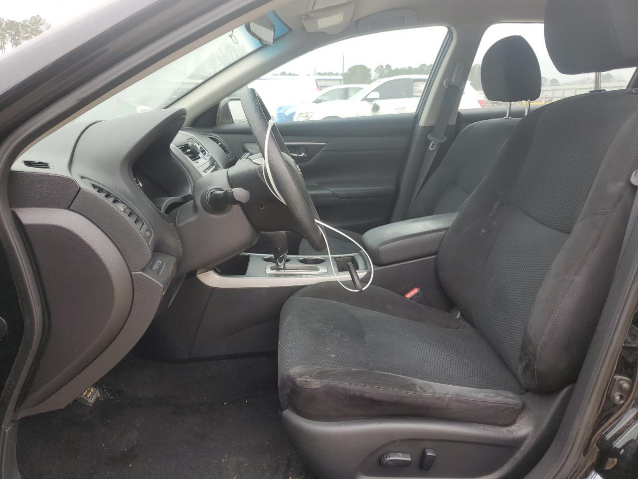 2015 Nissan Altima - Image 7