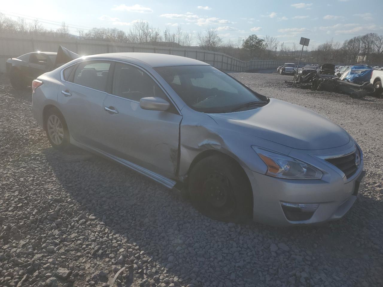 2013 Nissan Altima - Image 4