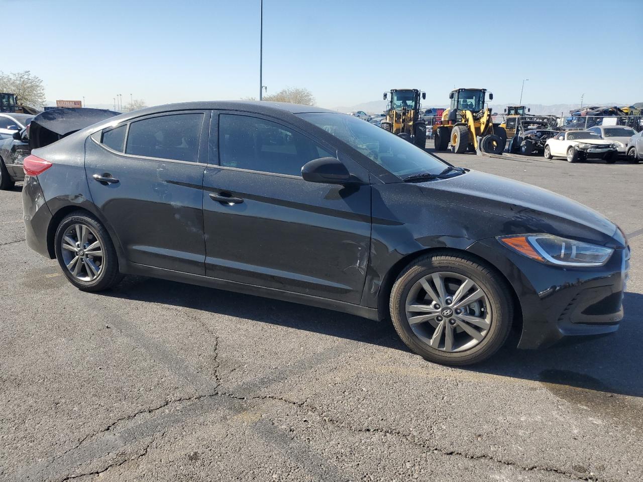 2018 Hyundai Elantra - Image 4