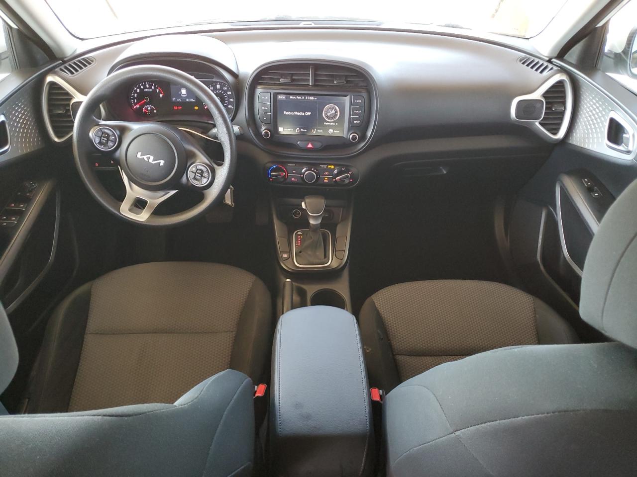 2022 Kia Soul - Image 8