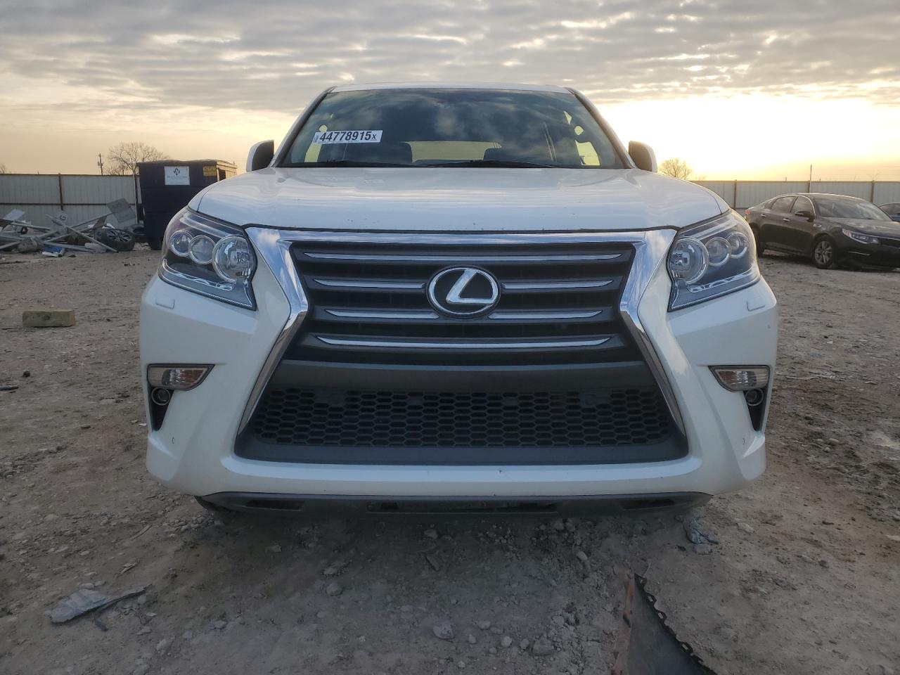 2015 Lexus GX - Image 5