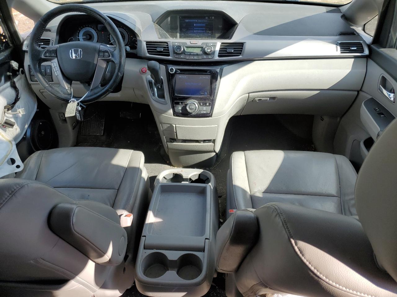 2016 Honda Odyssey - Image 8
