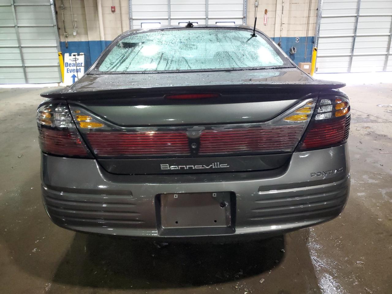 2003 Pontiac Bonneville - Image 6