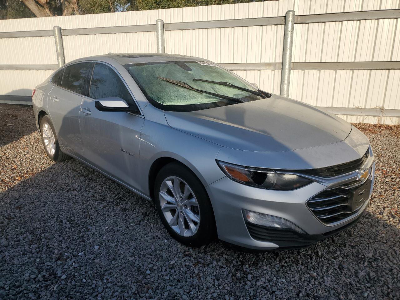 2019 Chevrolet Malibu - Image 4