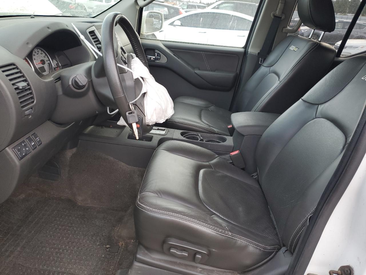 2014 Nissan Navara (Frontier) - Image 7