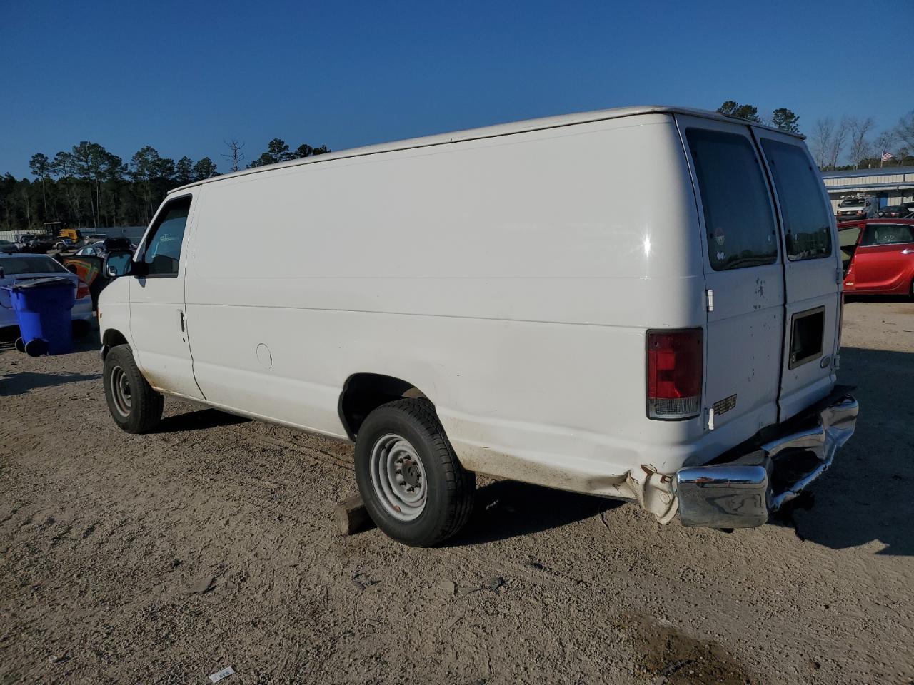 2002 Ford Econoline - Image 2