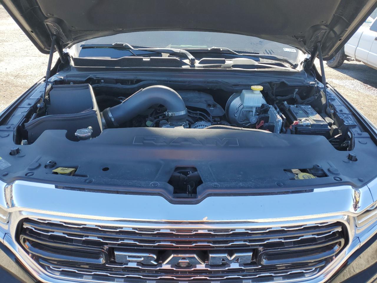 2019 RAM 1500 - Image 12