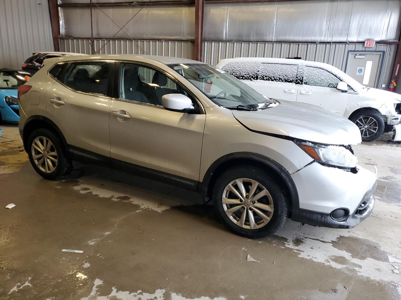 2018 Nissan Rogue - Image 4