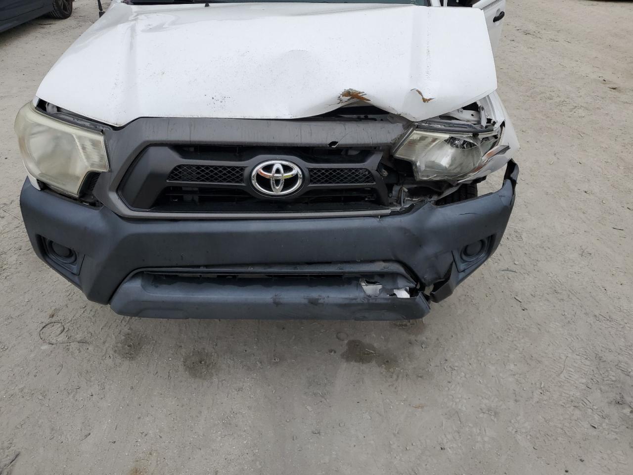 2013 Toyota Tacoma - Image 11