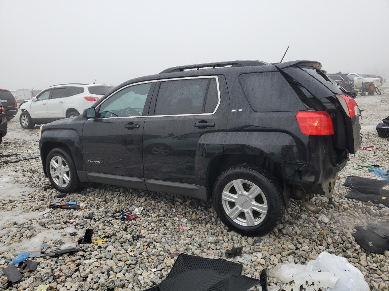 2015 GMC Terrain - Image 2