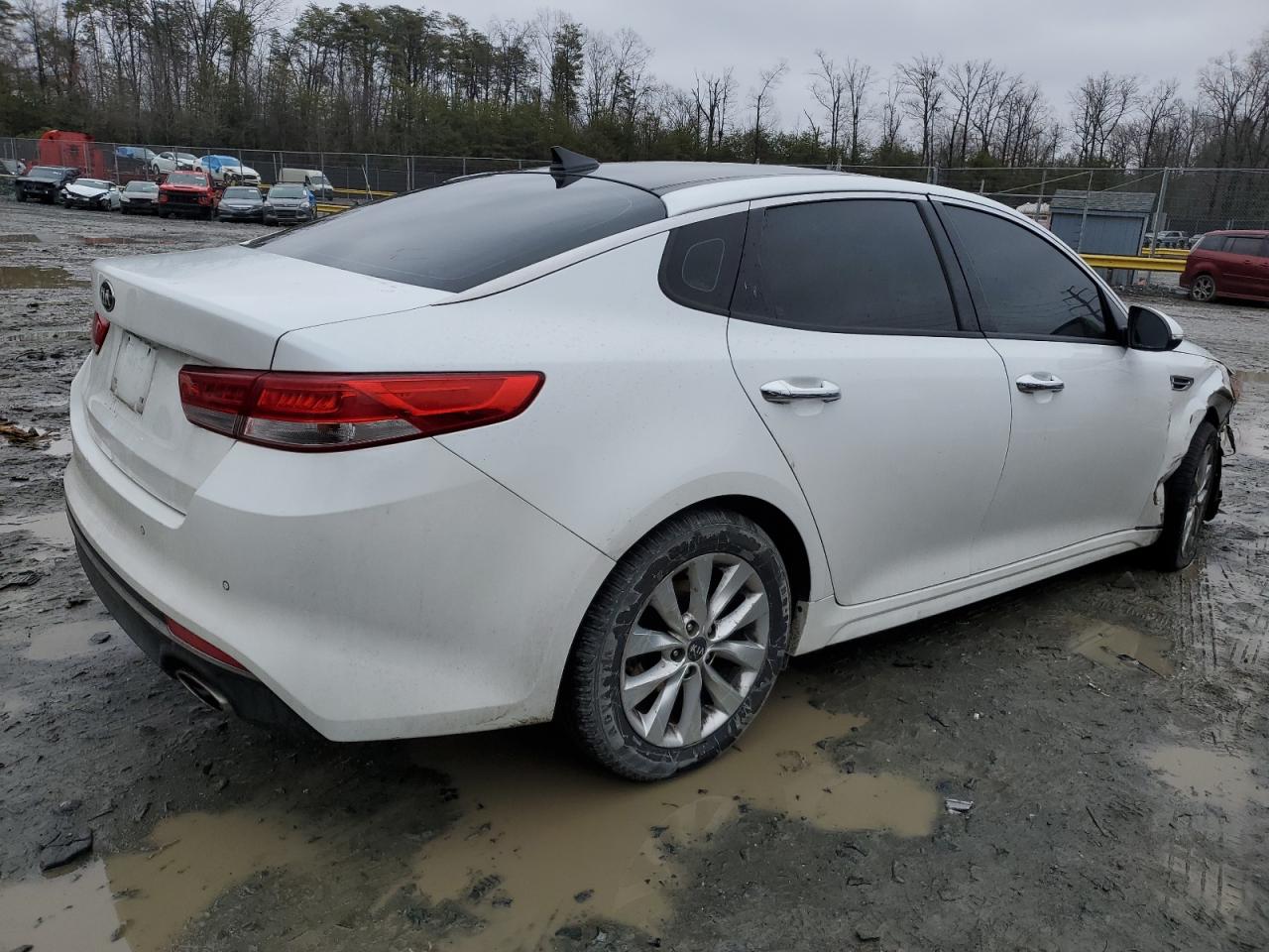 2018 Kia Optima - Image 3