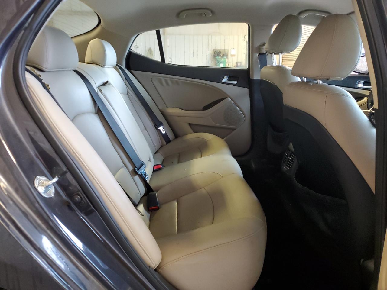 2015 Kia Optima - Image 10