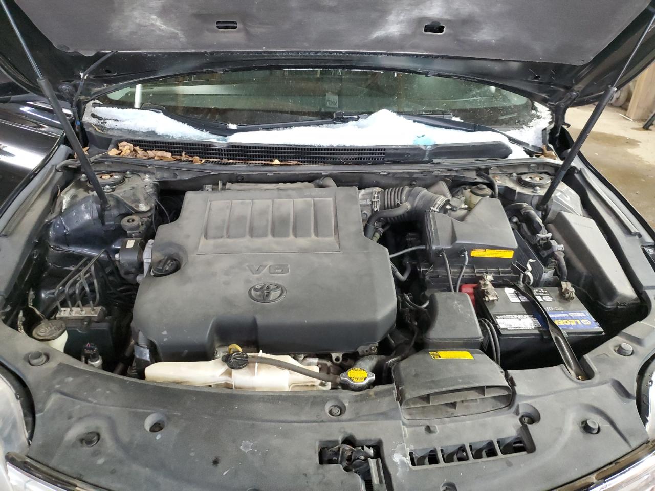 2013 Toyota Avalon - Image 11