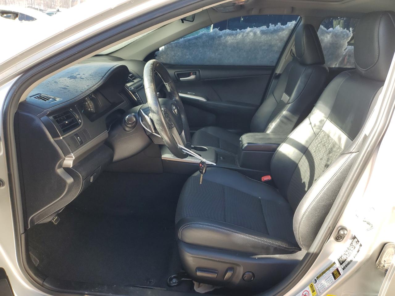 2012 Toyota Camry - Image 7