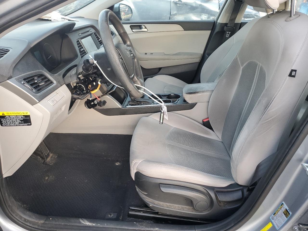 2017 Hyundai Sonata - Image 7