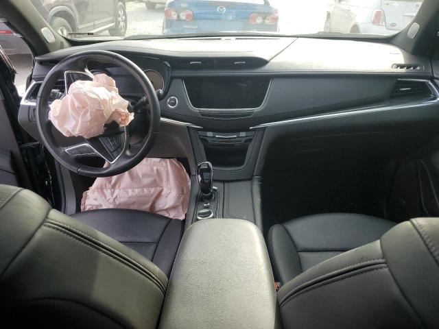  CADILLAC XT5 2023 Czarny