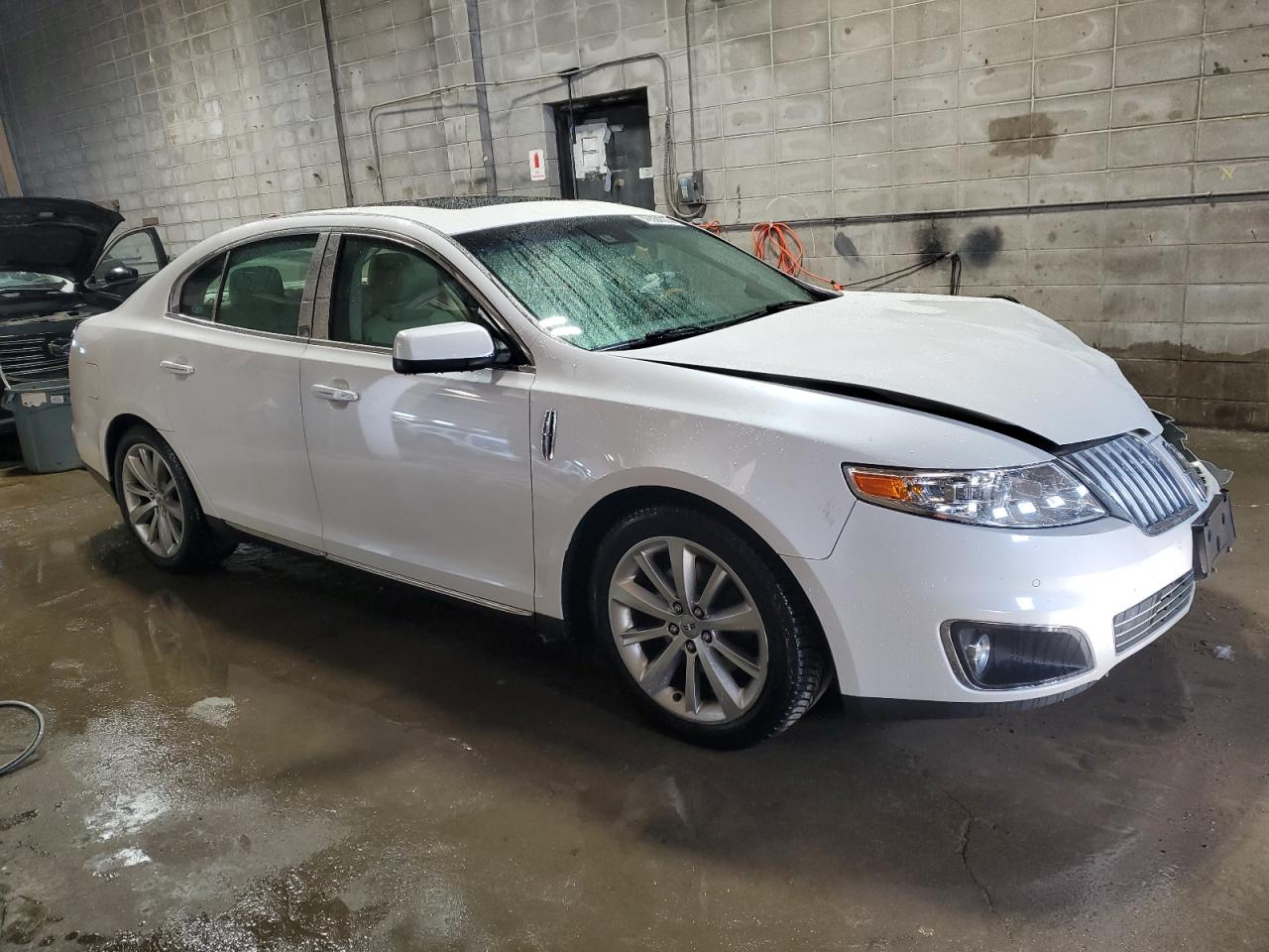2012 Lincoln MKS - Image 4