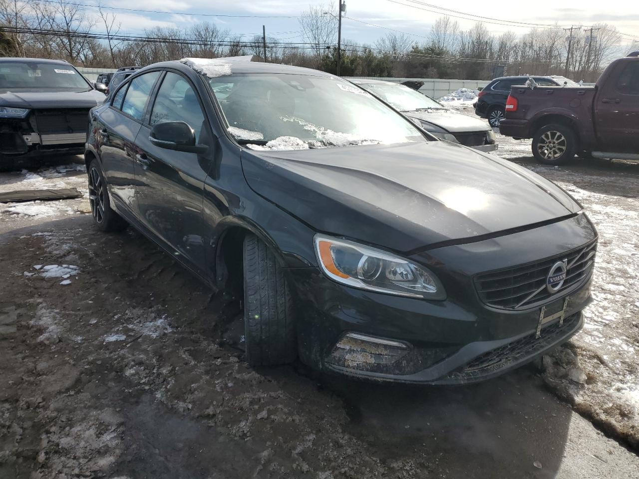 2017 Volvo S60 - Image 4