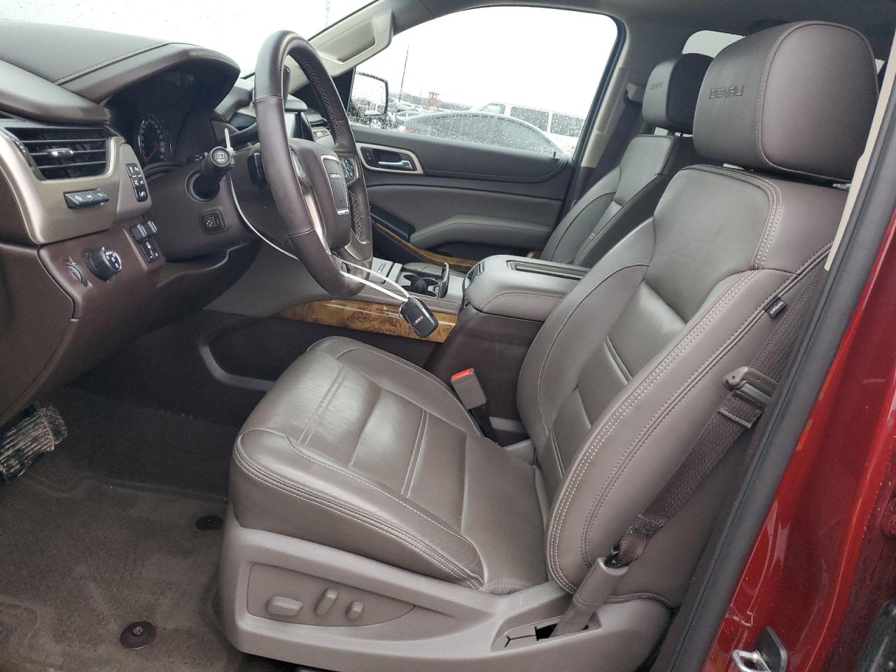 2017 GMC Yukon - Image 7