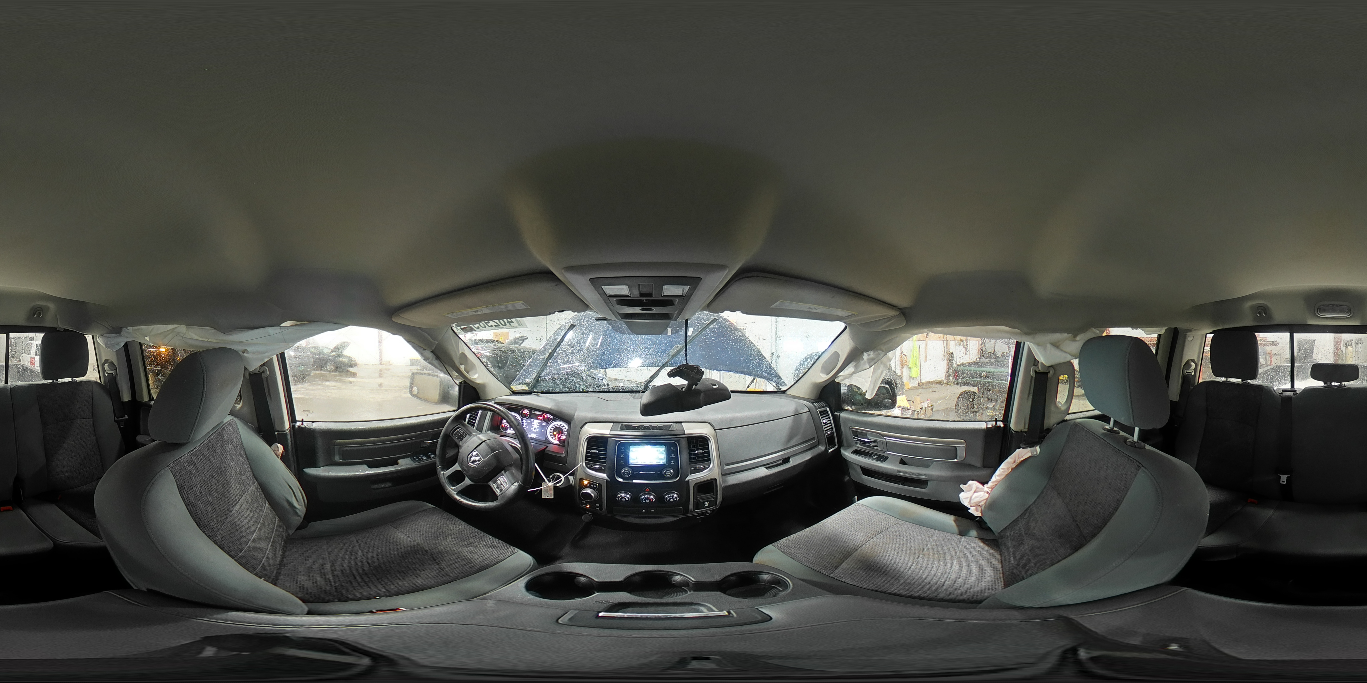 2014 RAM 1500 - Image 14