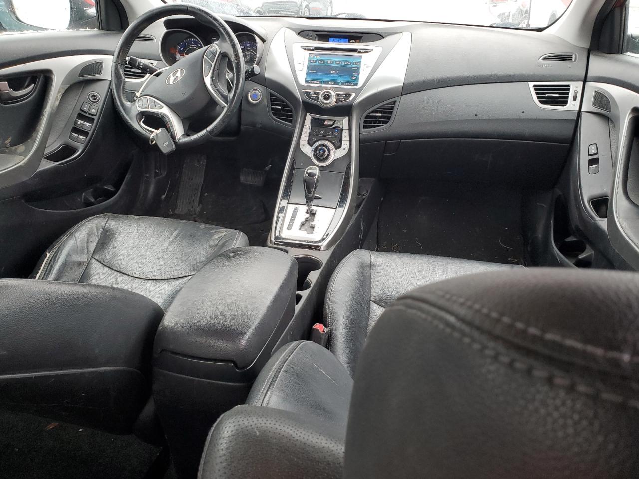 2011 Hyundai Elantra - Image 8