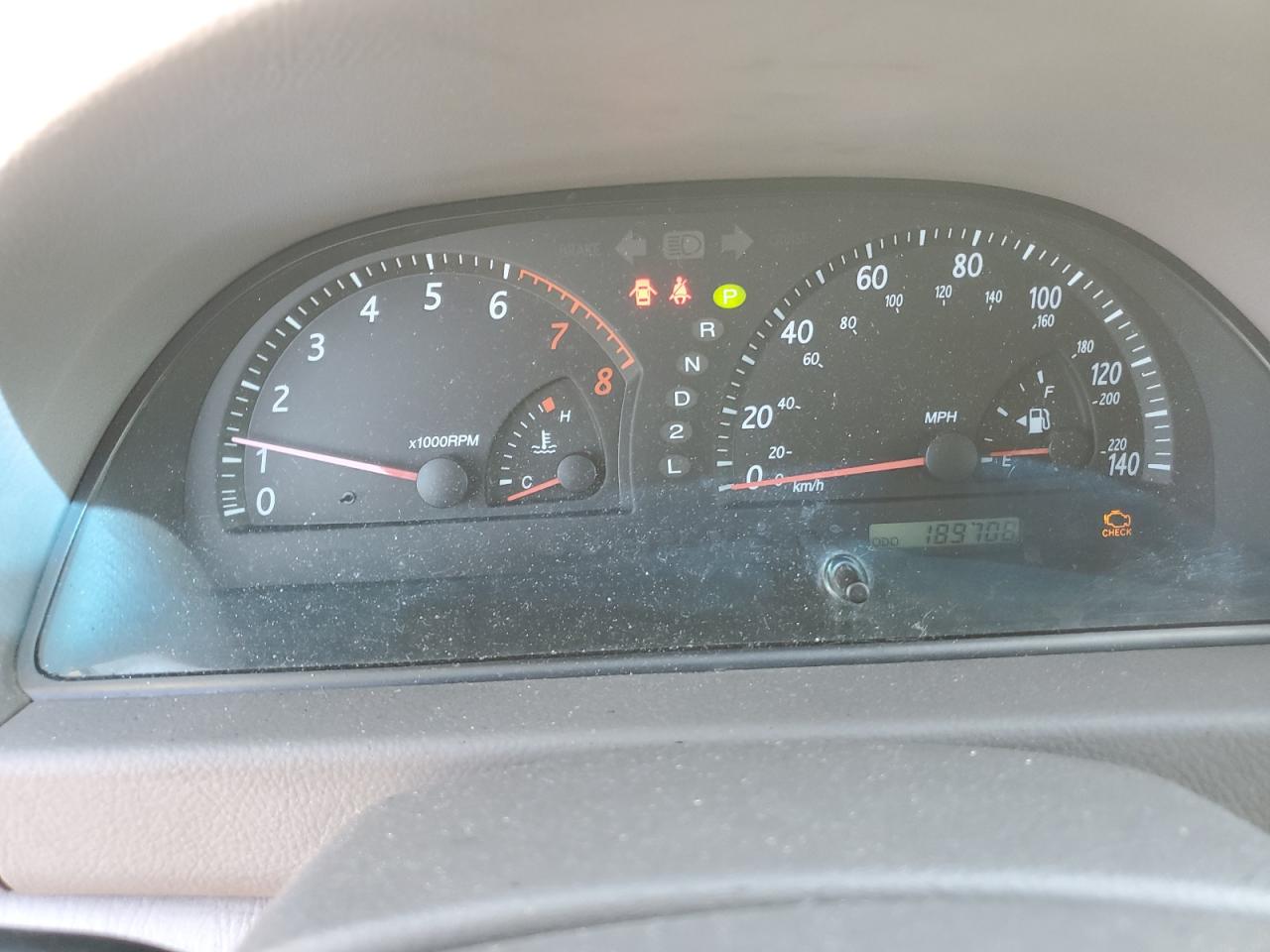 2004 Toyota Camry - Image 9