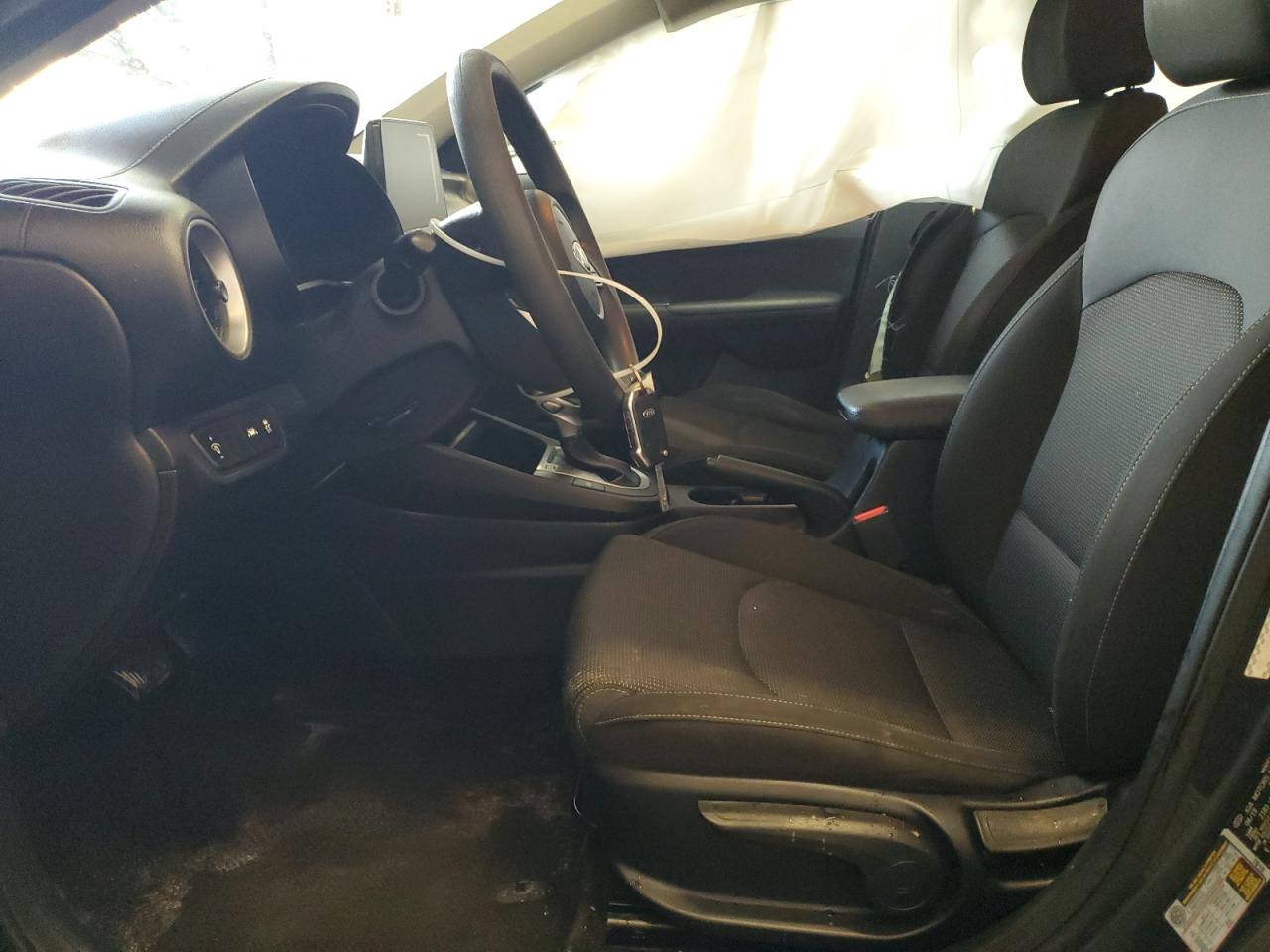 2019 Kia Forte - Image 7