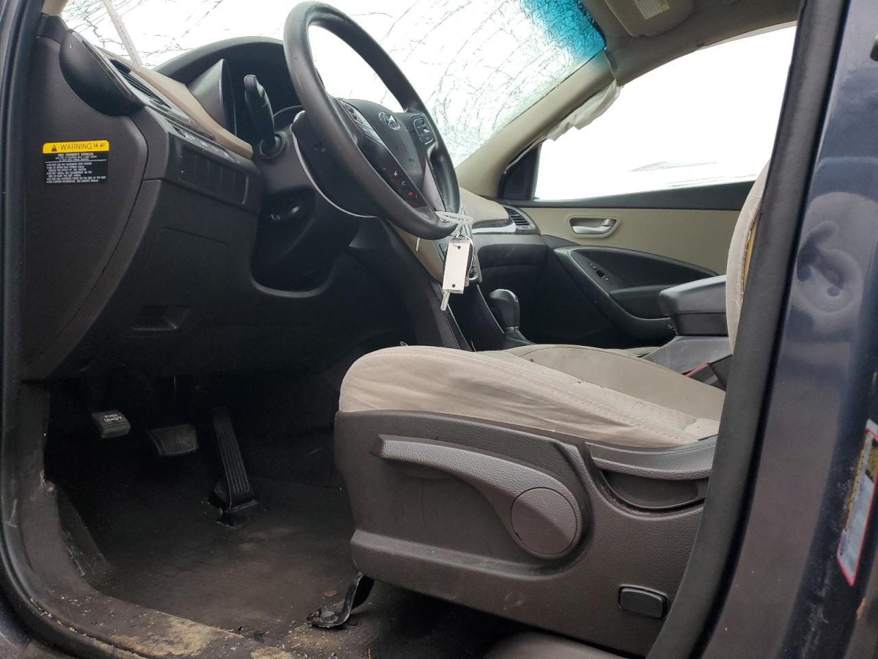 2017 Hyundai Santa Fe - Image 7
