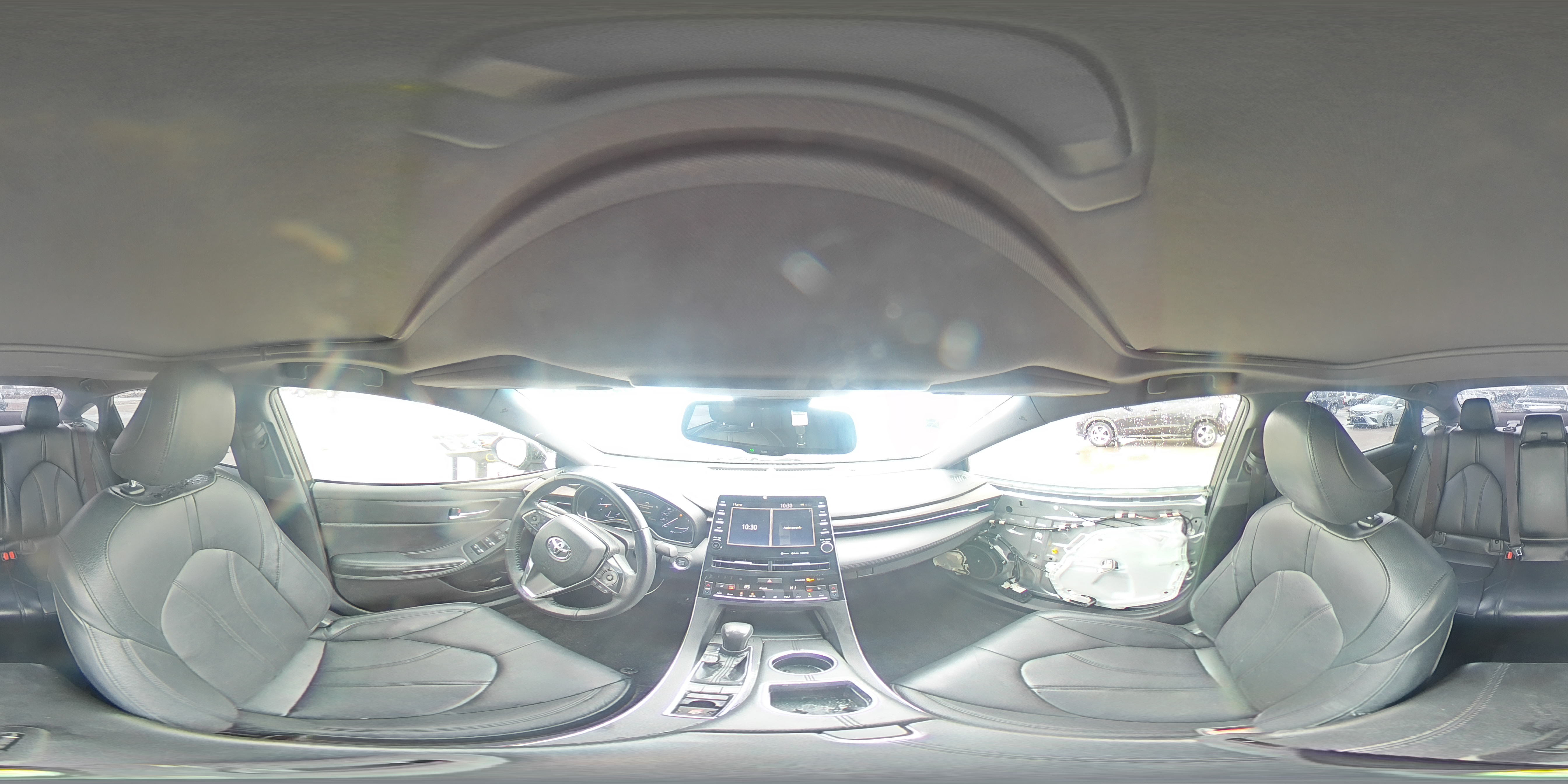 2019 Toyota Avalon - Image 15
