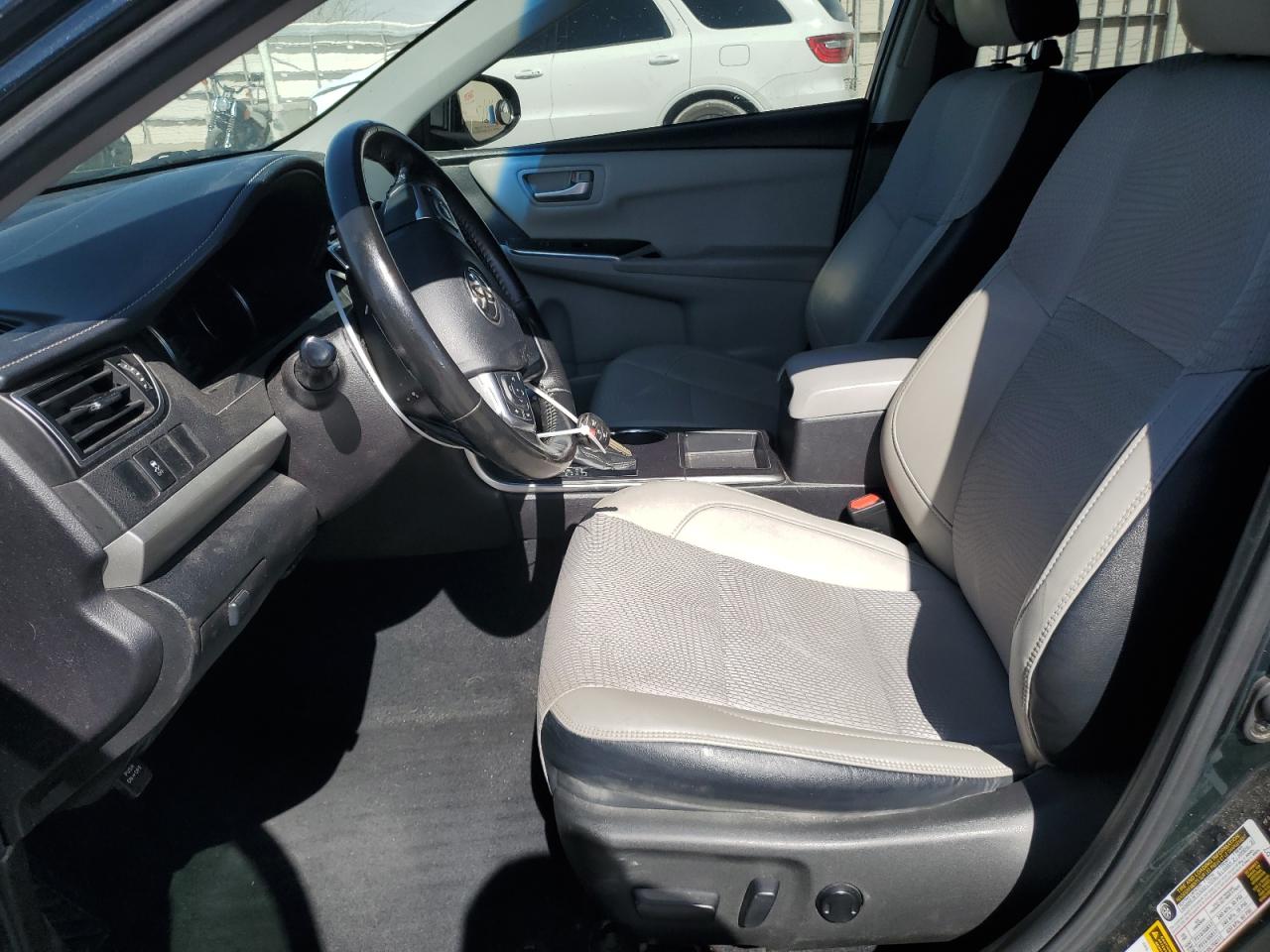 2016 Toyota Camry - Image 7