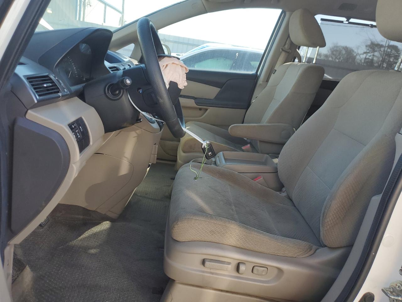 2014 Honda Odyssey - Image 7