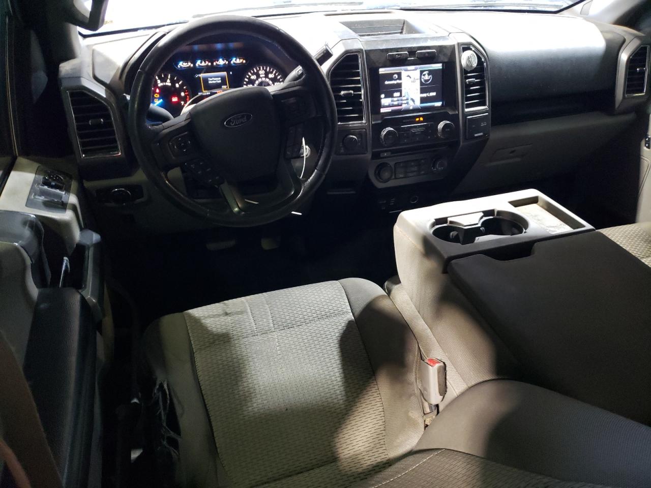 2015 Ford F-150 - Image 8