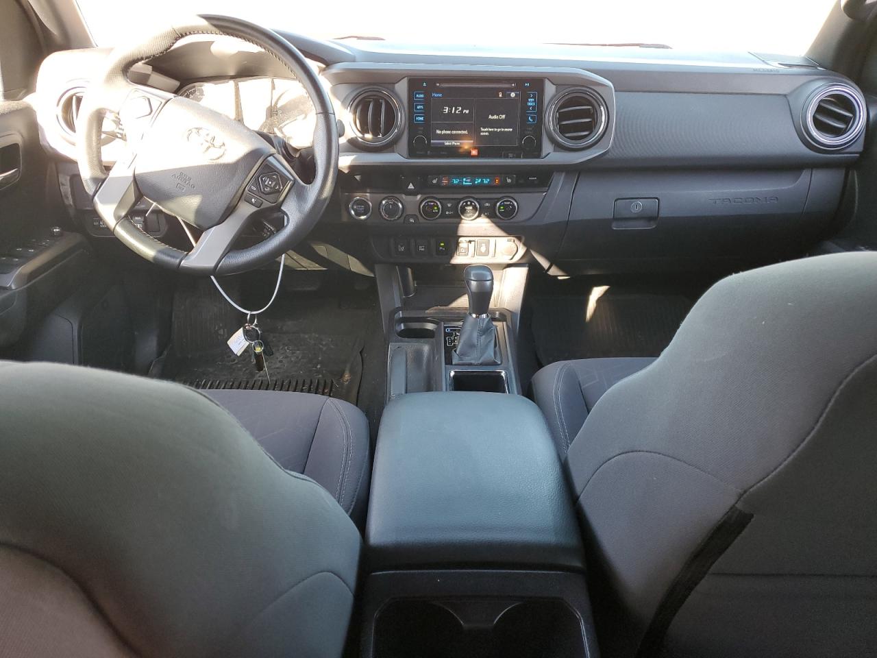 2017 Toyota Tacoma - Image 8