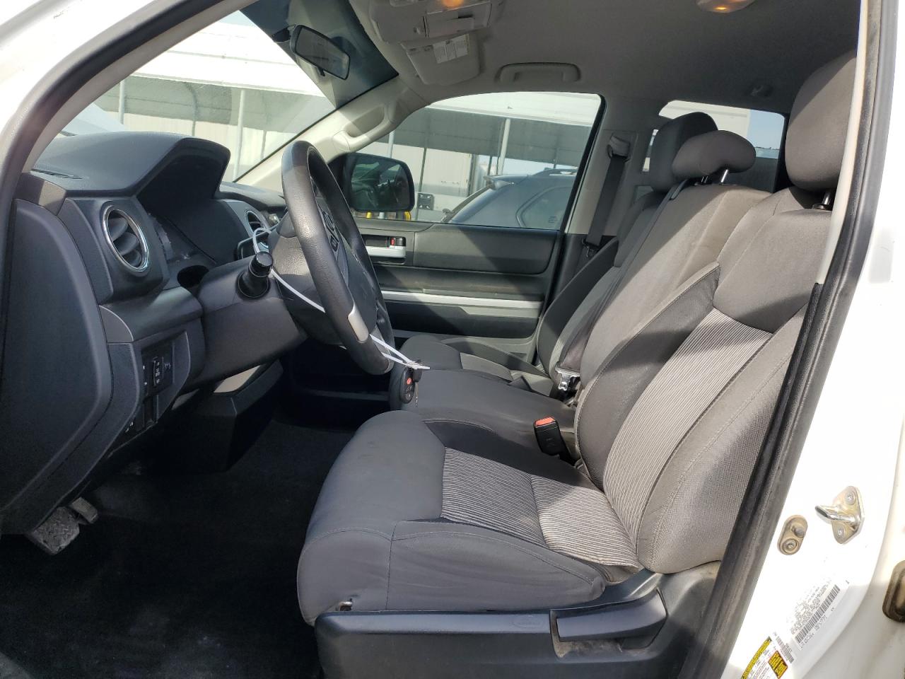 2016 Toyota Tundra - Image 7