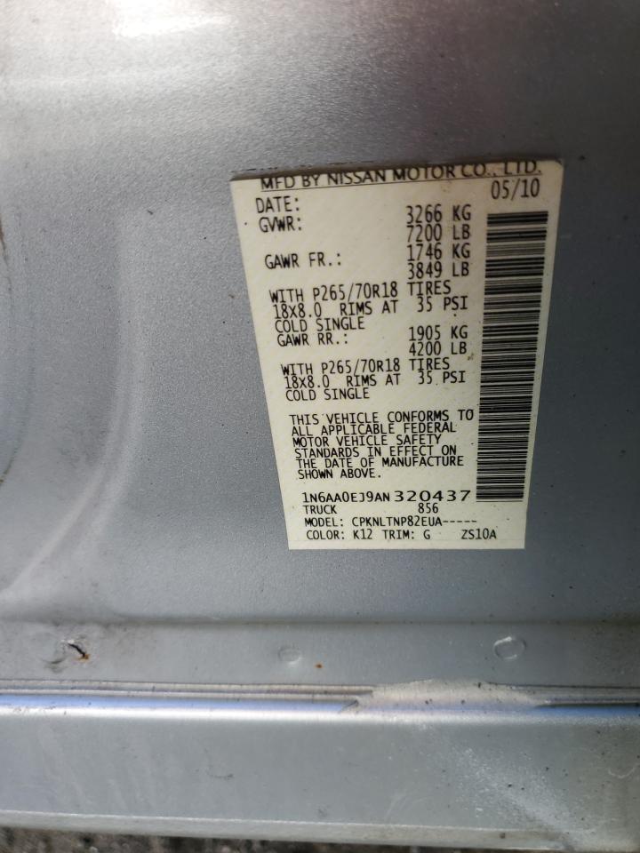 2010 Nissan Titan - Image 12
