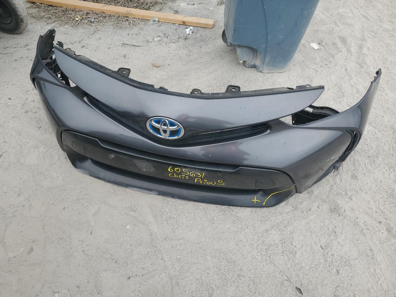 2016 Toyota Prius - Image 13