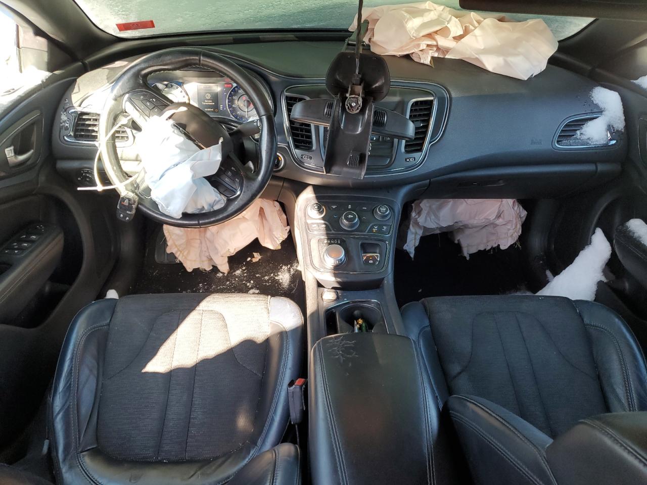 2015 Chrysler 200 - Image 8