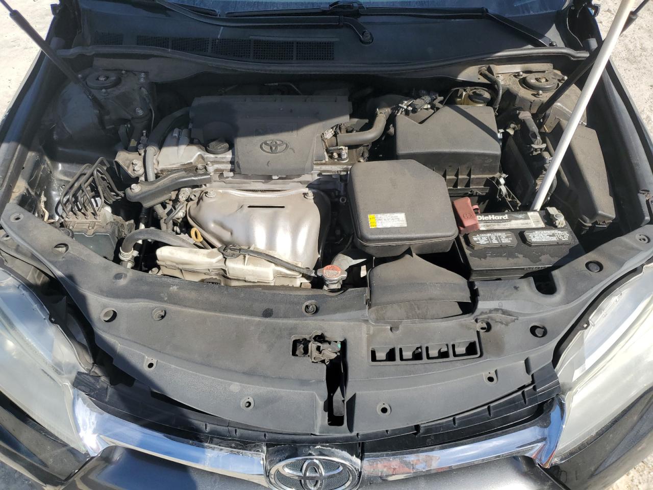 2016 Toyota Camry - Image 12