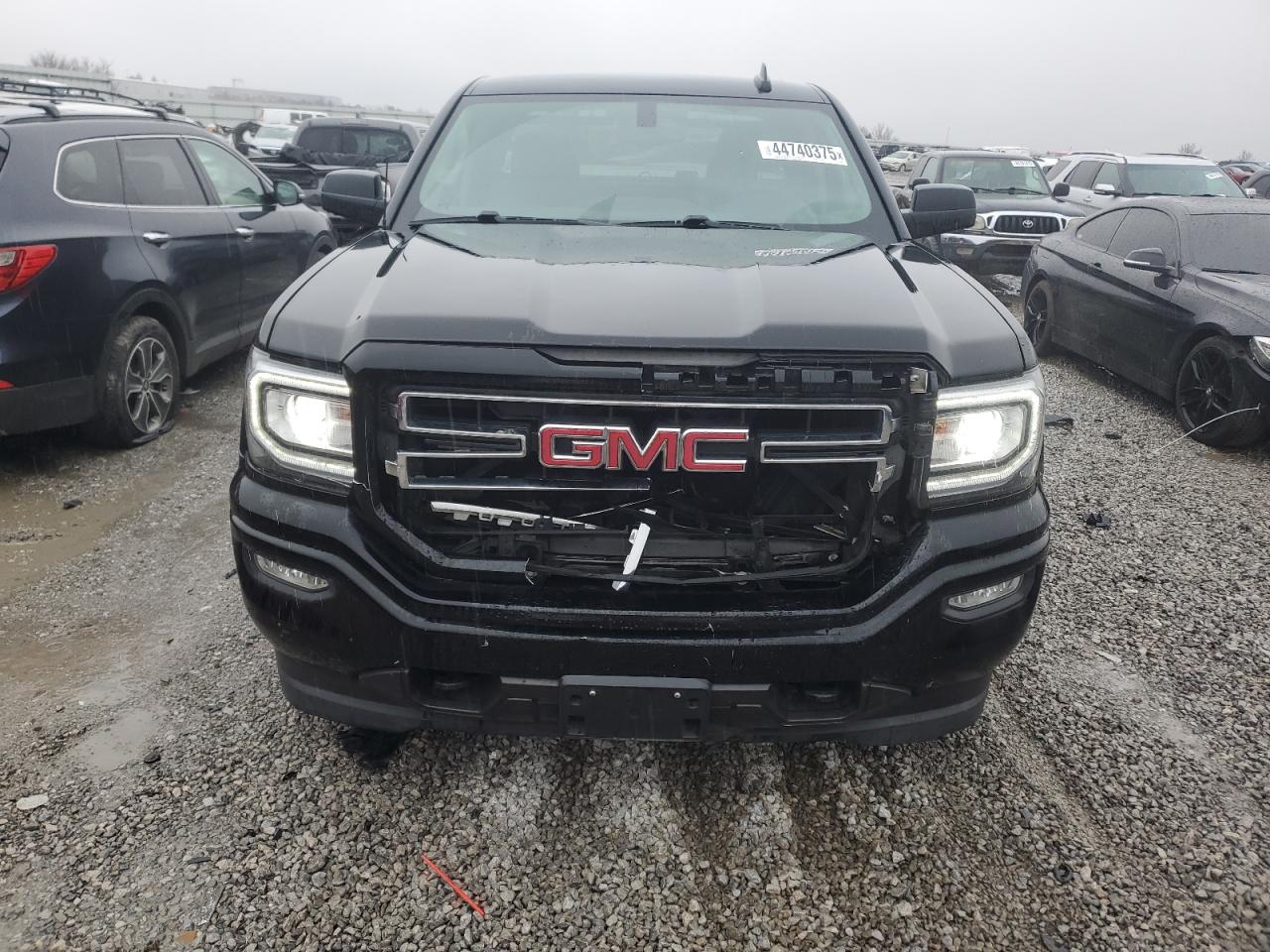 2017 GMC Sierra - Image 5