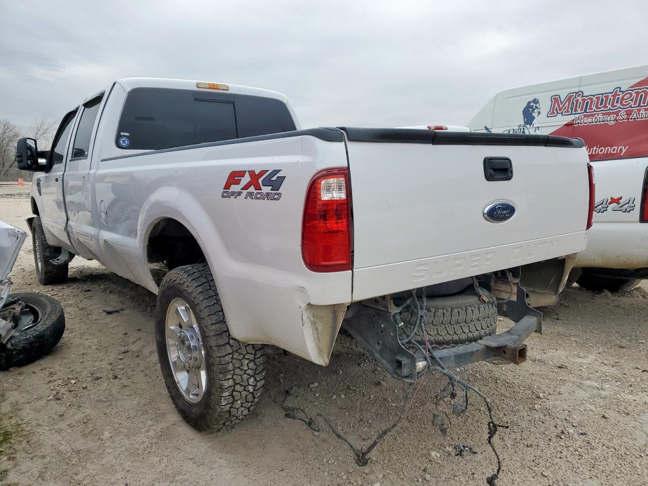 2010 Ford F350 - Image 2