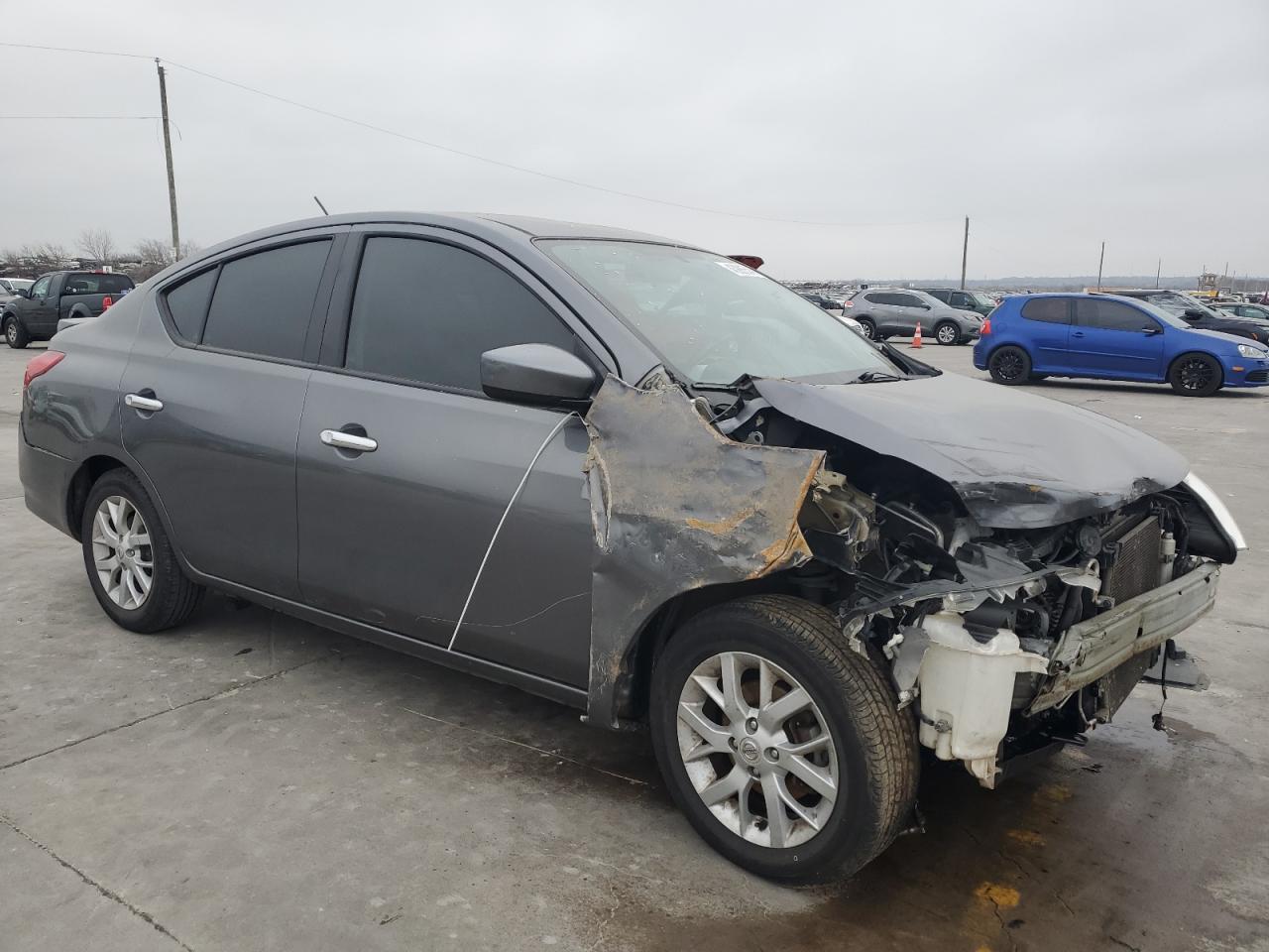 2018 Nissan Versa - Image 4