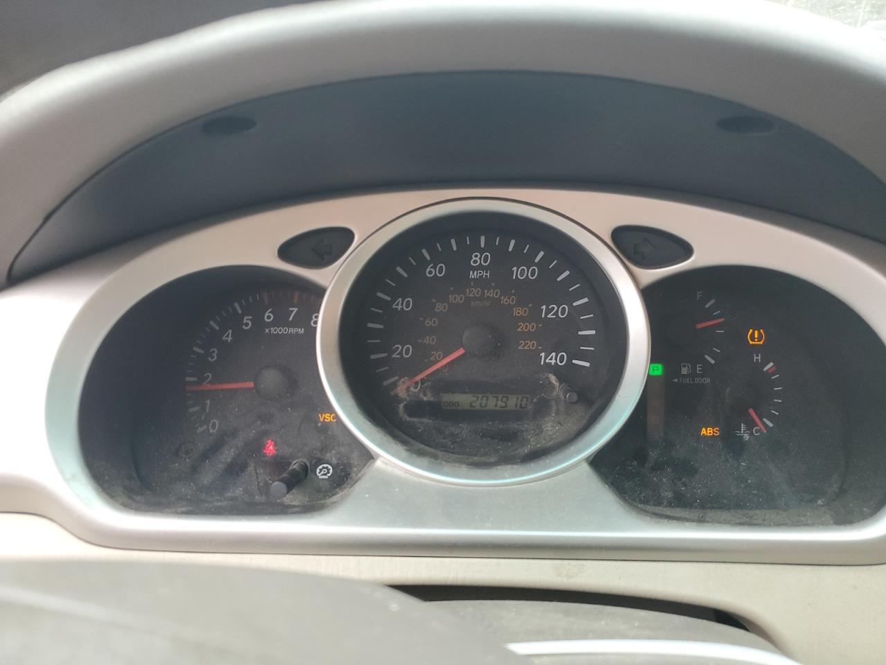 2004 Toyota Highlander - Image 9