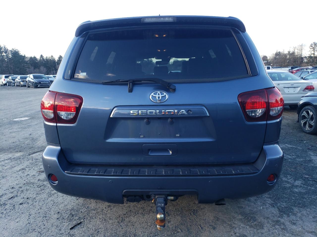 2018 Toyota Sequoia Sr5 VIN: 5TDBY5G1XJS156249 Lot: 45399255