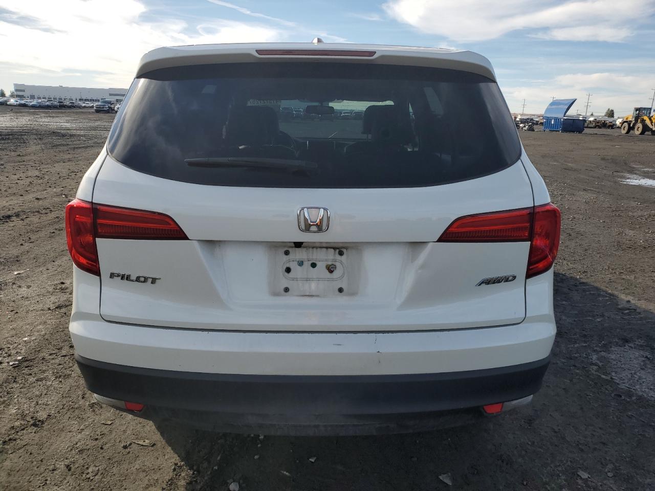 2017 Honda Pilot - Image 6