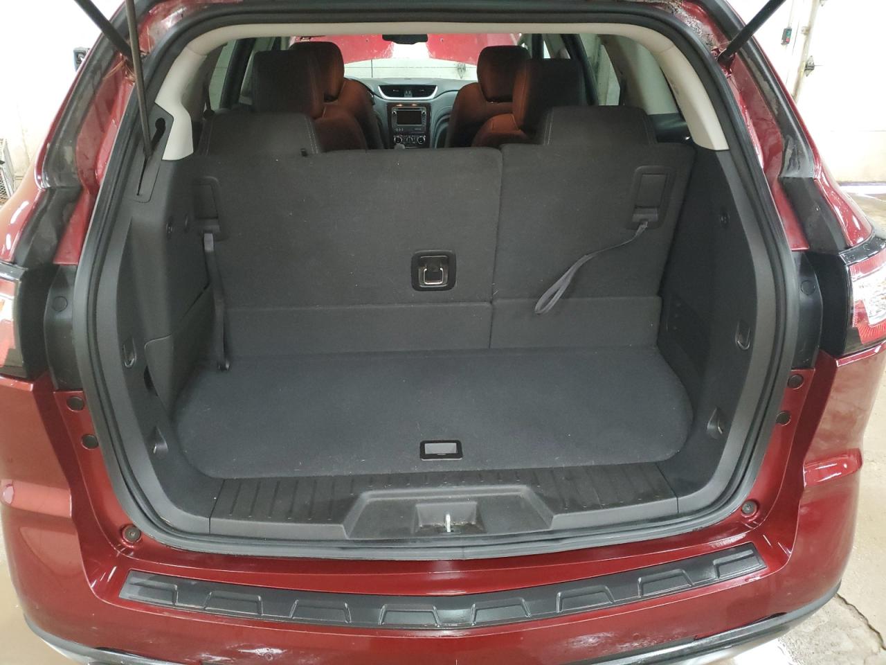 2015 Chevrolet Traverse - Image 6