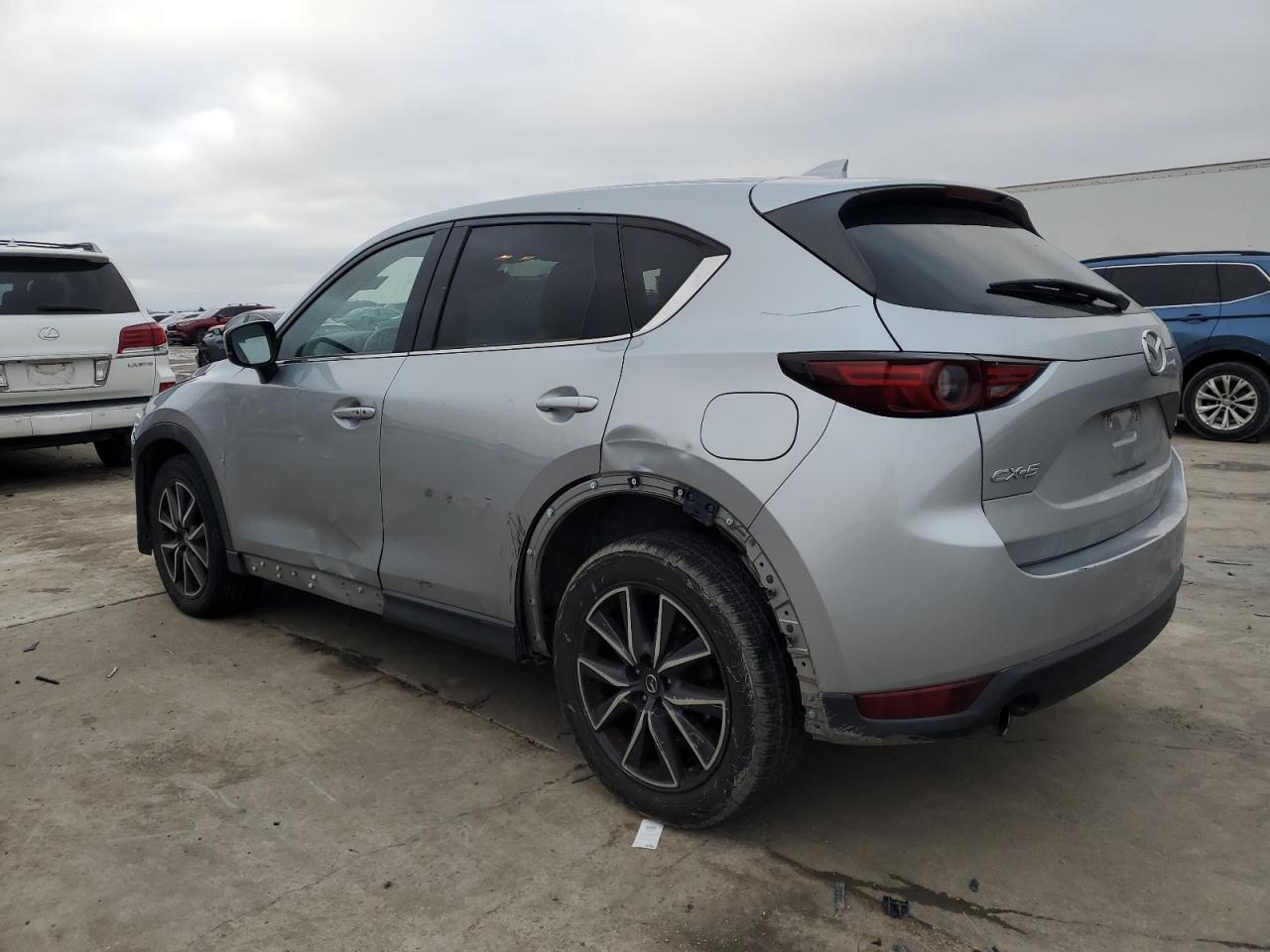 2018 Mazda CX-5 - Image 2