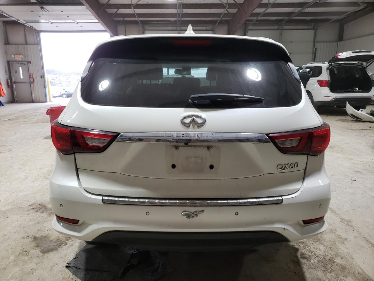 2018 Infiniti QX60 - Image 6